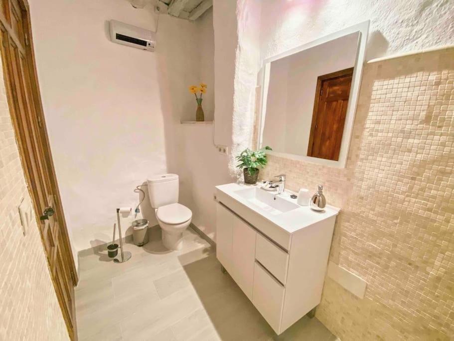 La Palmera. Casa Rural Con Piscina Privada. Benadalid Bagian luar foto